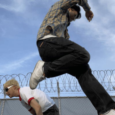 B.L.U.Eのジャケット写真