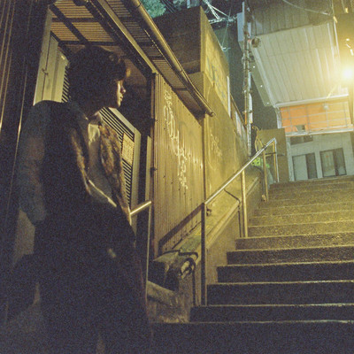 幽霊讃歌のジャケット写真
