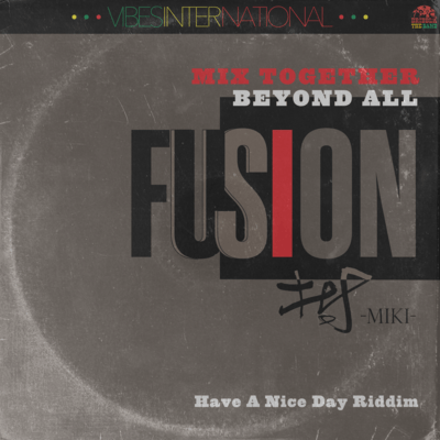 FUSIONのジャケット写真