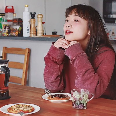 Morning Comes Front Cover