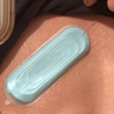 Aliveのジャケット写真