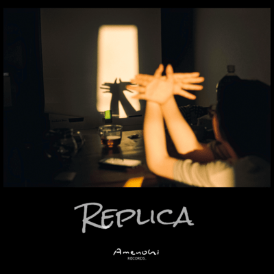 Replicaのジャケット写真