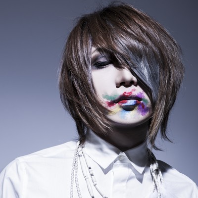 ULTIMATE SONIC BEST Front Cover