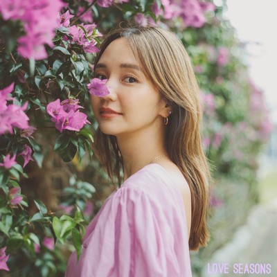 Love seasons Front Cover