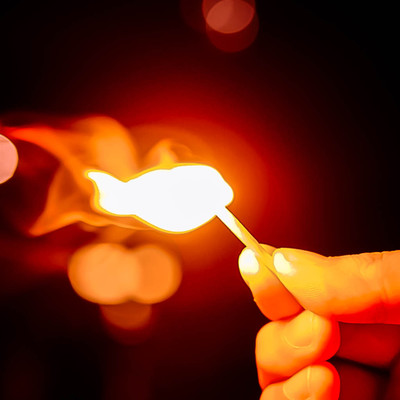 fire (feat. Go-dee) Front Cover