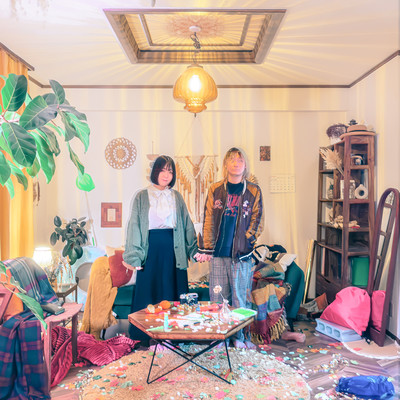 季節よ過ぎていてのジャケット写真