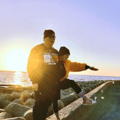 At the end of spring (feat. Bloom) Front Cover