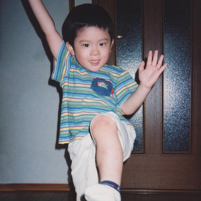 大人に言う (feat. WILYWNKA)のジャケット写真