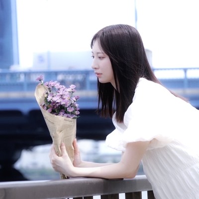 シオンのジャケット写真