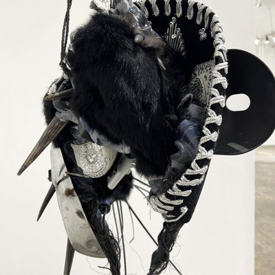 Øutline Front Cover