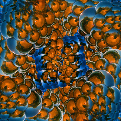 Radiantのジャケット写真