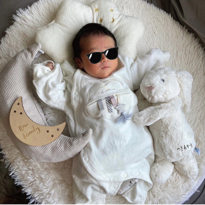 TSUKIAKARI Front Cover