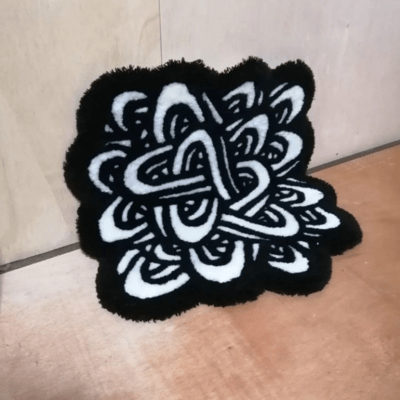 ポイエティークのジャケット写真