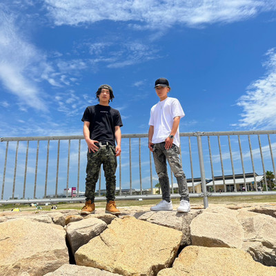 Summer vibes (feat. High spec朝夜)のジャケット写真