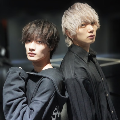 HOWLのジャケット写真