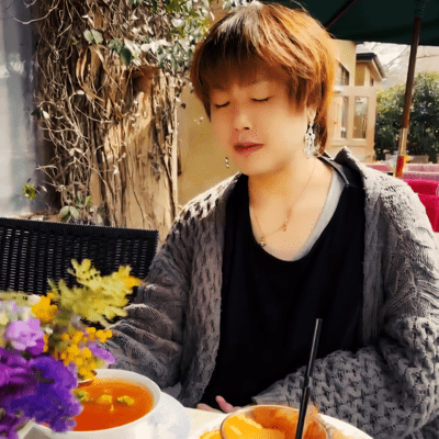 Mistletoeのジャケット写真