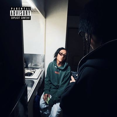 glo up (feat. Xash)のジャケット写真