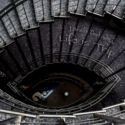 Life is Trip (feat. 13ELL)のジャケット写真