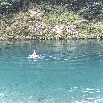 アンセムのジャケット写真