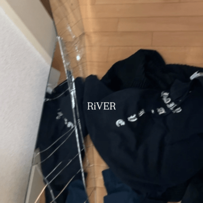 RiVERのジャケット写真