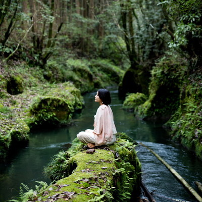 MORI TO ASOBU Front Cover