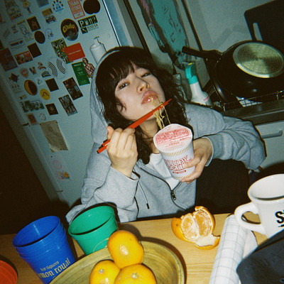 Instantのジャケット写真