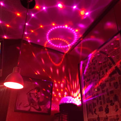 こんな感じのジャケット写真