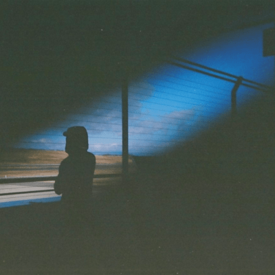 VS NERVOUS TAPEのジャケット写真