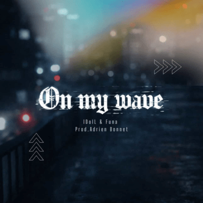 On my wave (feat. Funa)のジャケット写真