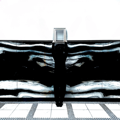 アートと額縁のジャケット写真