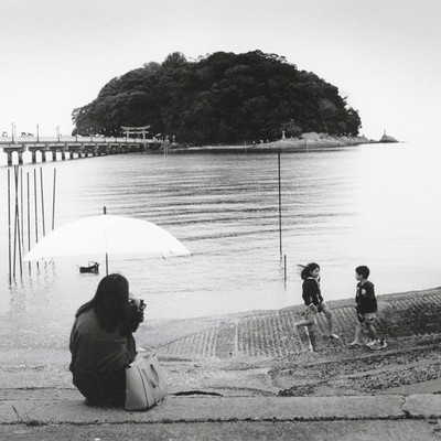 too young to die (love)のジャケット写真