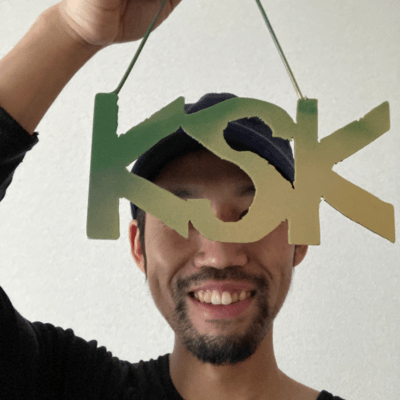 それでも生きていくのジャケット写真