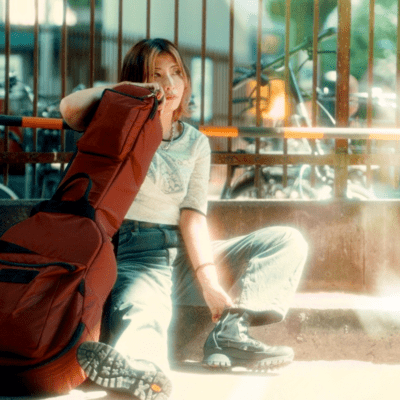 エンドロールから始まるからのジャケット写真