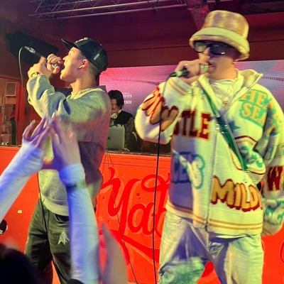 Earphone (feat. Eazy K) Front Cover