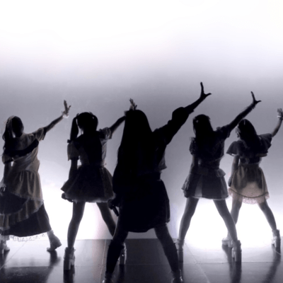 バックグラウンドストライブのジャケット写真