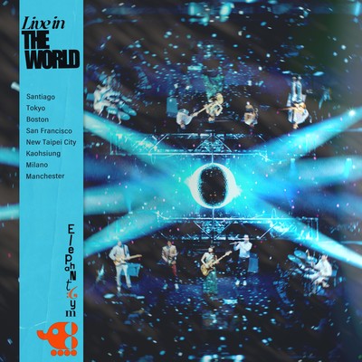 Live in THE WORLDのジャケット写真