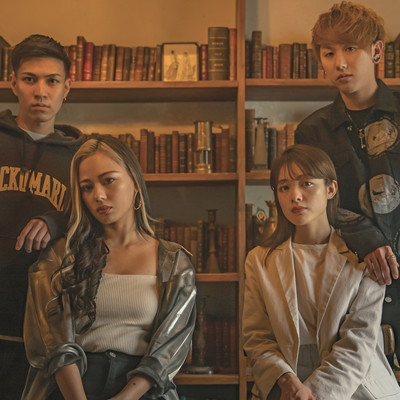 四角関係 (feat. Yuzy Fett)のジャケット写真