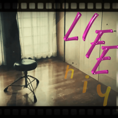 LIFEのジャケット写真