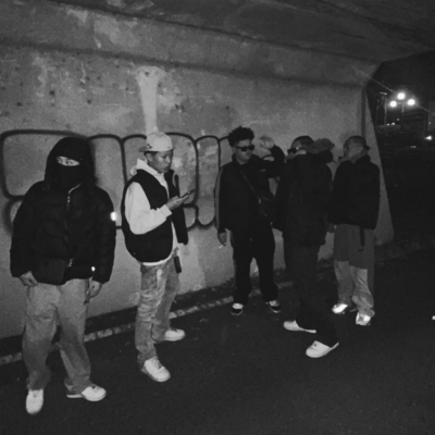 easy work (feat. Sea & dott)のジャケット写真