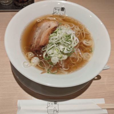 Rのジャケット写真