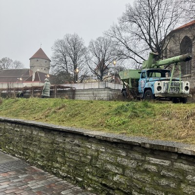 inspoのジャケット写真