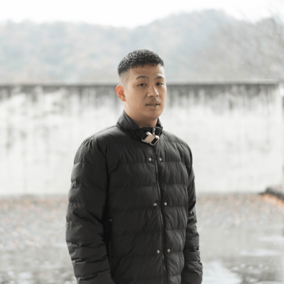 close up Front Cover