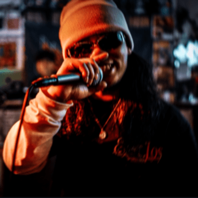 Tobidashite Front Cover