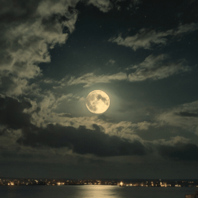 Baby like a Moon Front Cover