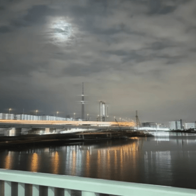 Shut up !! (feat. RUPRECXNTA) Front Cover