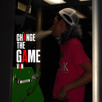 CHANGE THE GAME Front Cover