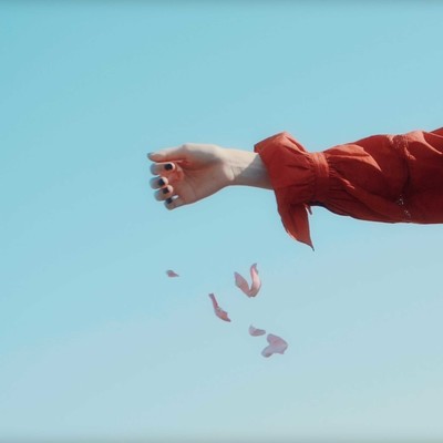 Ellyneaのジャケット写真