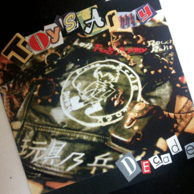 DEcadeのジャケット写真