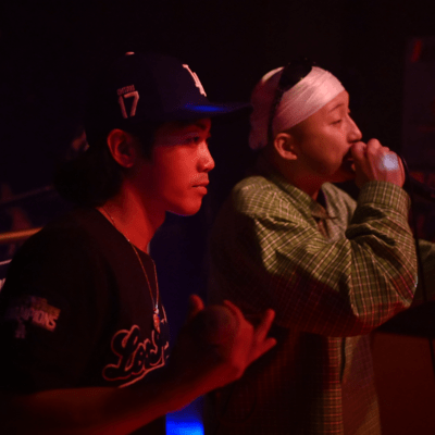 still running (feat. 麻人)のジャケット写真