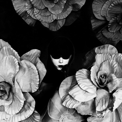 What love isのジャケット写真